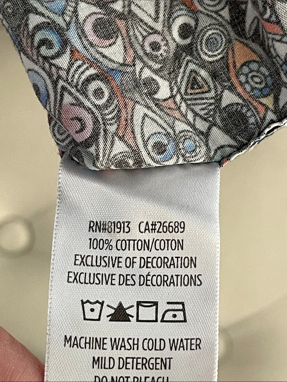 Robert Graham Eyecatching Short Sleeve Shirt - Picture 4 of 9